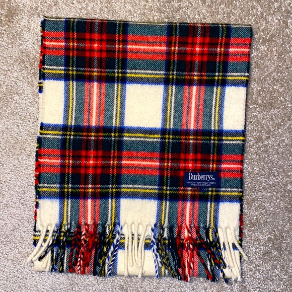 Burberrys Other - Vintage Burberrys Scotch Plaid Wool Fringe Scarf Scotland 53 x 12